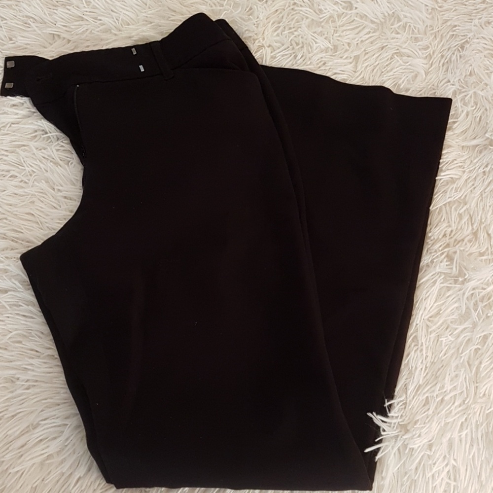WHBM black 4 Short flare dress pants